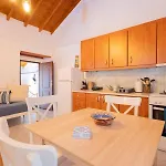 Konukevi Sophia 3*