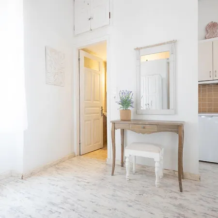 Πανσιόν Sophia 3*