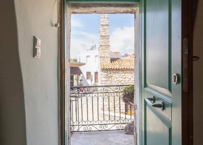 Sophia Πανσιόν 3*